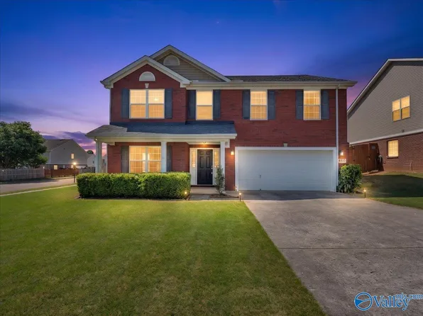 4810 Creston Ct SE, Owens Cross Roads, AL 35763
