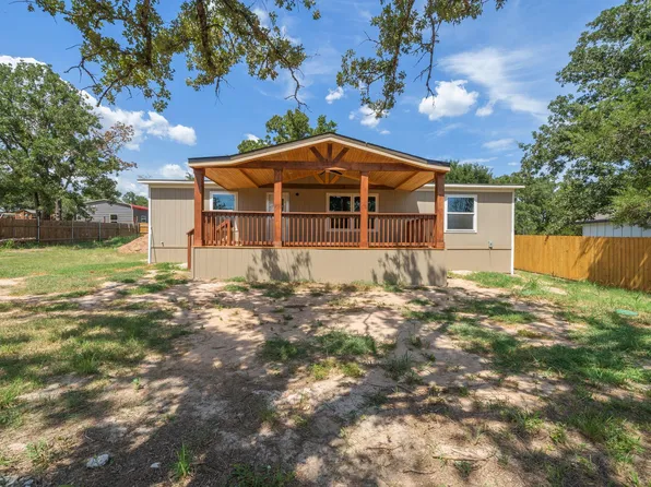 178 Moon Mist Dr, Bastrop, TX 78602