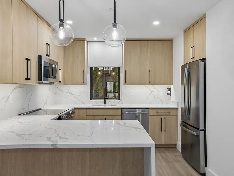 325 Manville Rd #102 — Photo 10