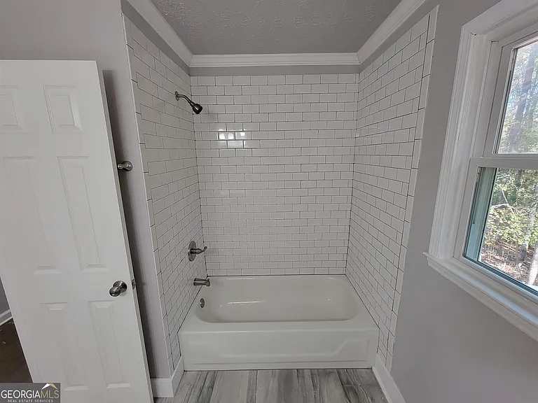 260 Greenfield Cir — Photo 31