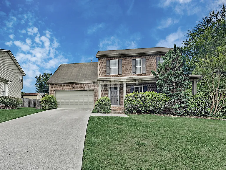 4301 Aylesbury Dr — Photo 1