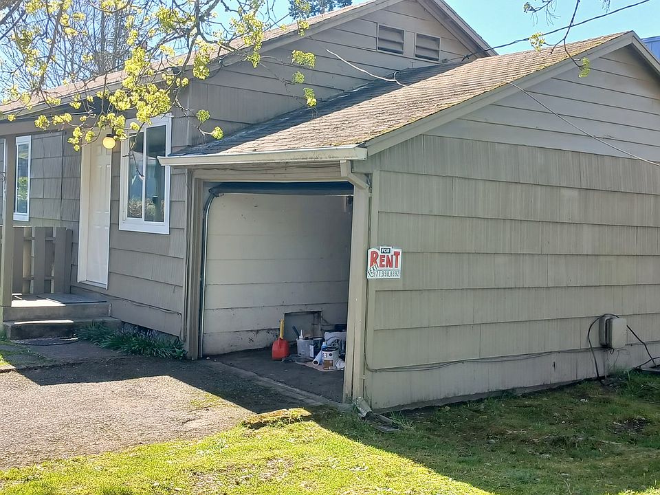 2nd image of 17070 SW Florence St APT 1