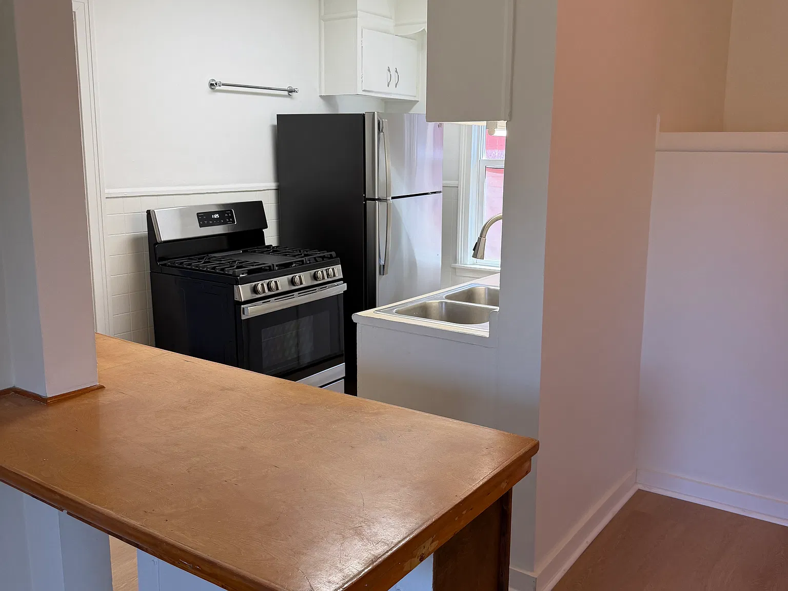 2 bed, 1100 sqft, $1,795 — Photo 4