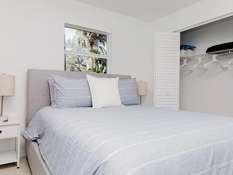 Guest Bedroom #1