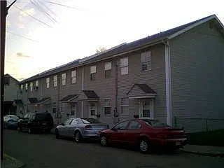 2 bed, 900 sqft, $1,000 — Photo 1