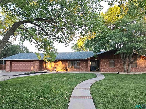 2nd image of 103 Tierra Berrenda Dr