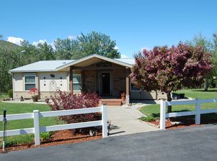 1335 Sleepy Hollow Rd, Wenatchee, WA 98801