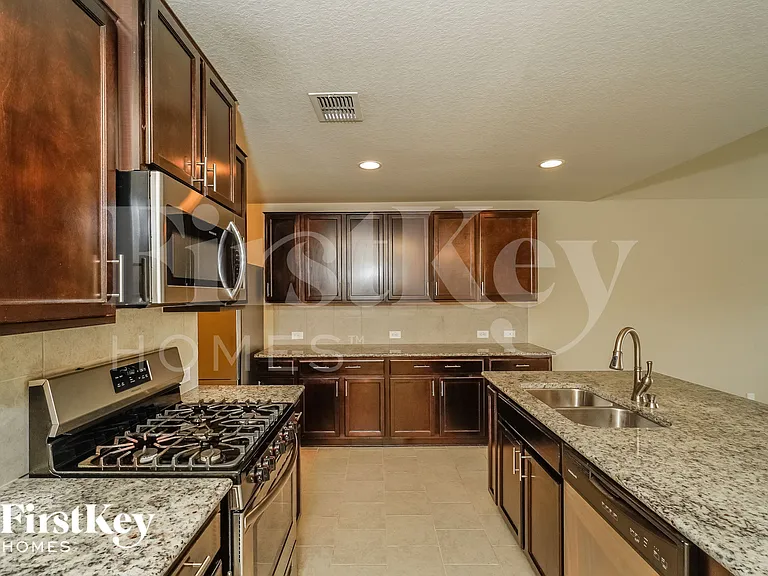 8715 Ritter Ldg — Photo 7
