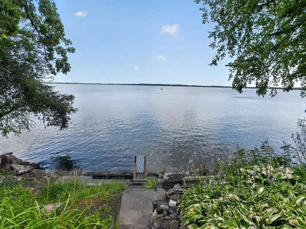 3218 Aalseth Ln, Stoughton, WI 53589