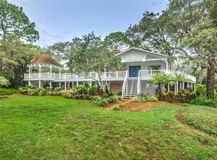 1988 Macgregor Rd, Tarpon Springs, FL 34689