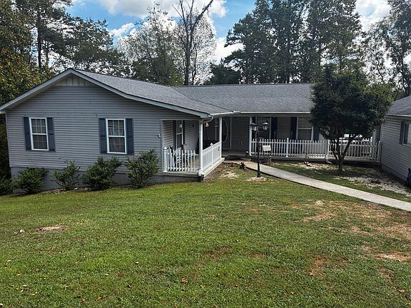 2nd image of 267 Cole Rd