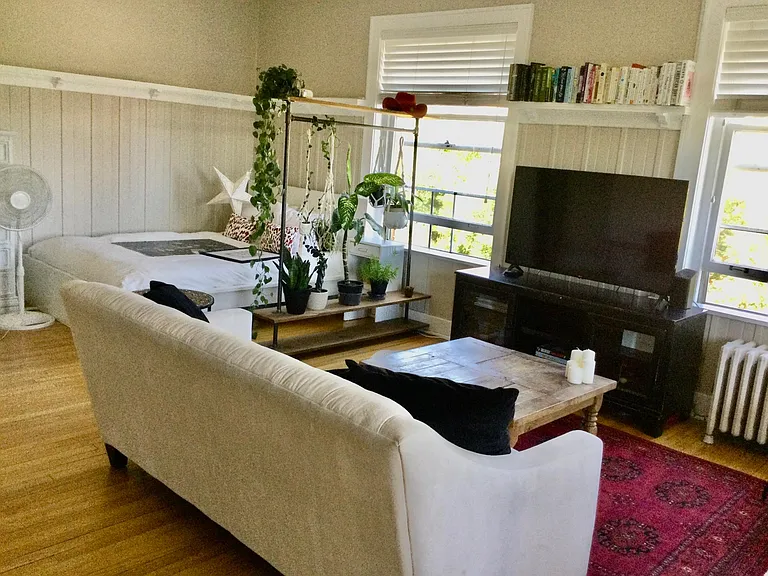 1376 N Pearl St #301 — Photo 5