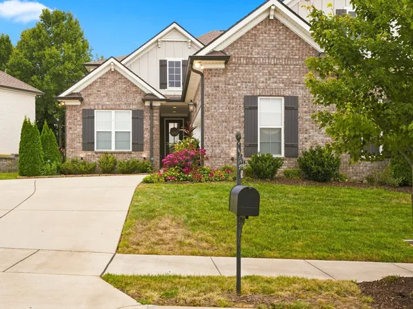 602 Lake Reserve Cv, Hermitage, TN 37076