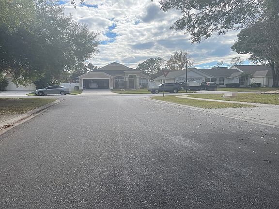 5th image of 10963 Dearden Cir