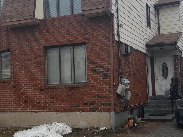 18411 144th Ave, Springfield Gardens, NY 11413