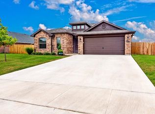 2303 Southridge Ln, Sherman, TX 75092