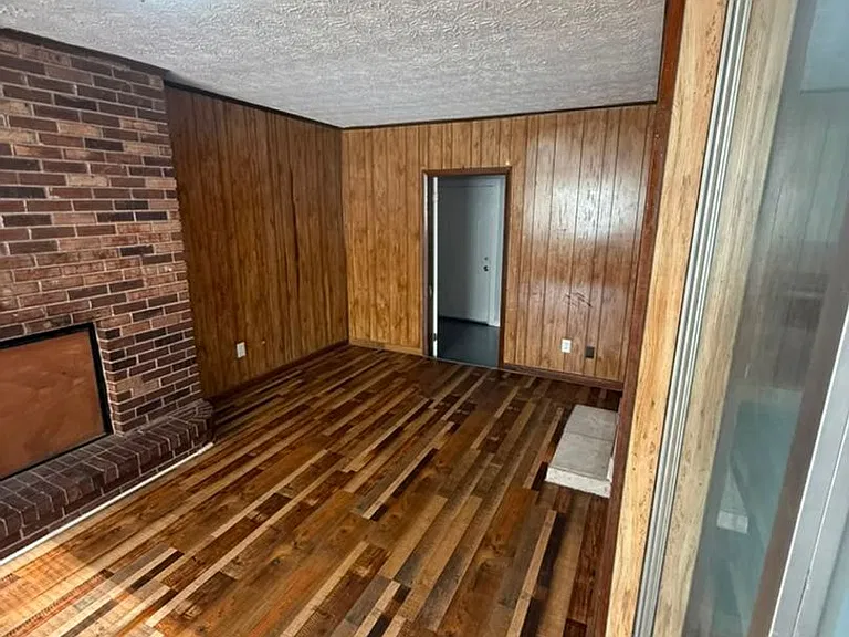 4020 Canal St — Photo 37