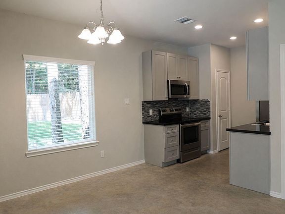 4th image of 1100 Mann Rd