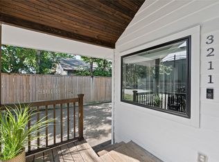 3211 Cochran St, Houston, TX 77009