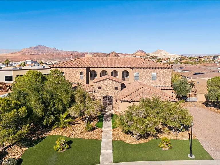 904 Calville Estates Ct — Photo 1