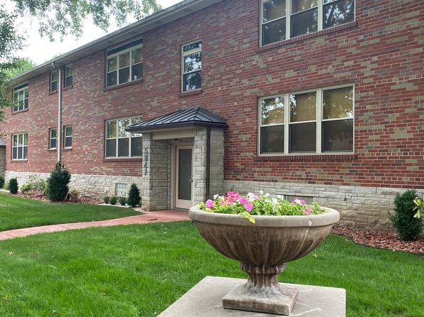 5847 Sunshine Dr APT 2E