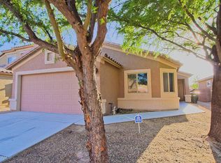 8952 S Silkwood Ln, Tucson, AZ 85756