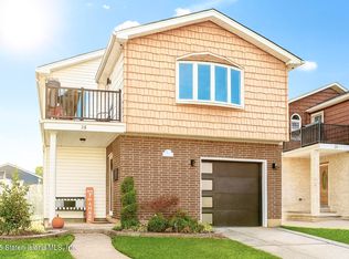 28 E Figurea Ave, Staten Island, NY 10308