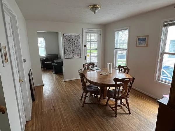 1535 South Ave — Photo 6