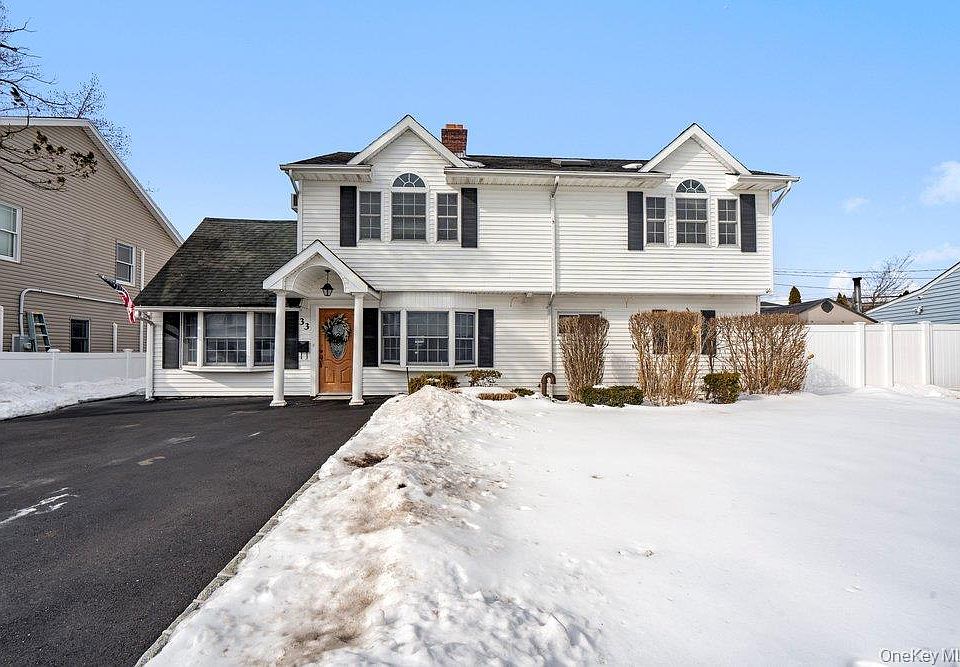1st image of 33 Skylark Lane