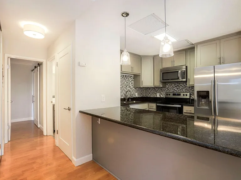 66 Newell Rd #O — Photo 17