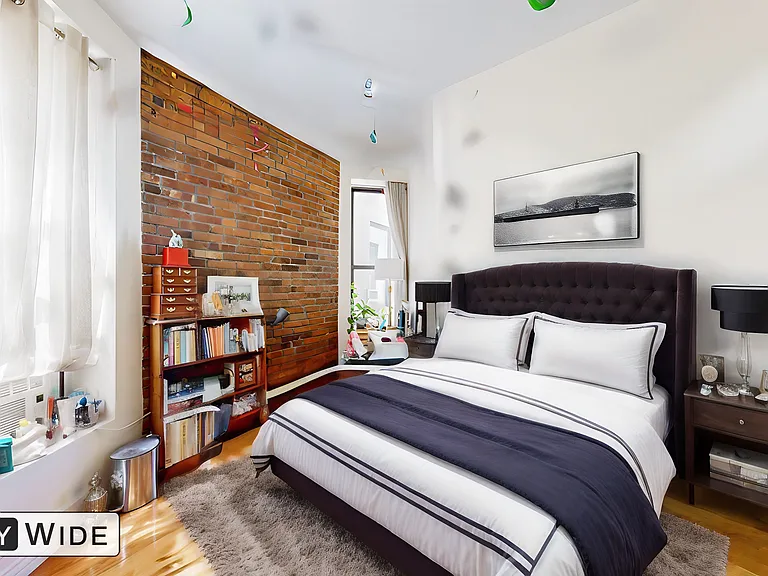 55 W 105th St #16 — Photo 3
