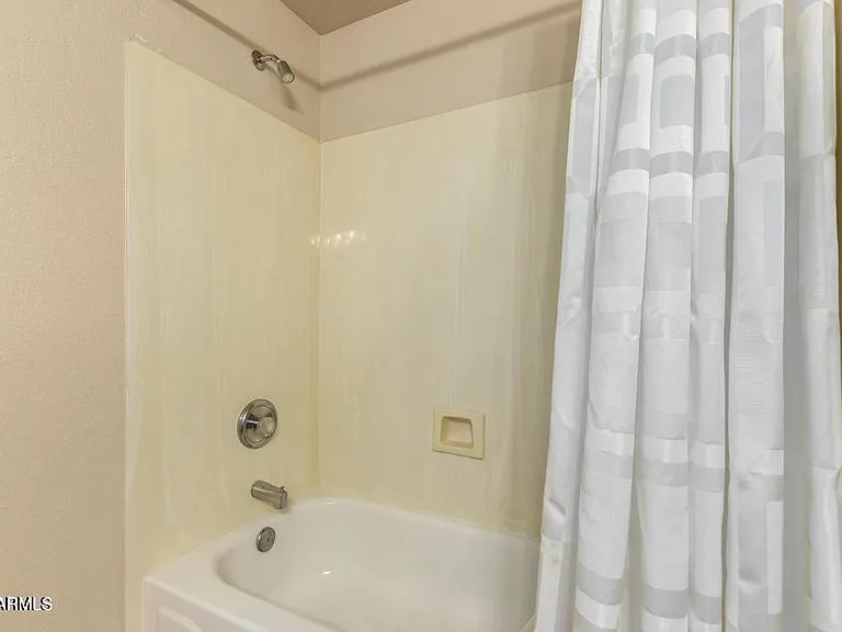 15221 N Clubgate Dr #1121 — Photo 25