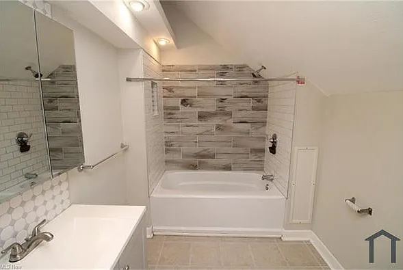 3635 Erin Ave #UPPER — Photo 6