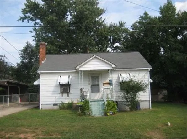 417 27th St SW, Hickory, NC 28602
