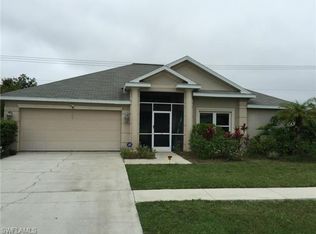 4548 Varsity Cir, Lehigh Acres, FL 33971