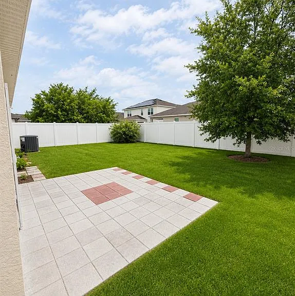 433 Sardinia Cir — Photo 10