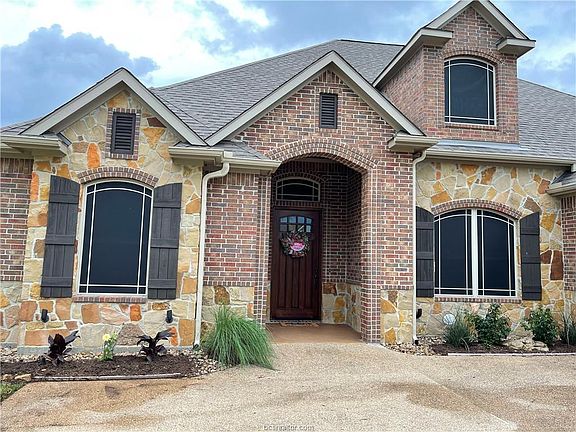 3rd image of 4217 Egremont Ct