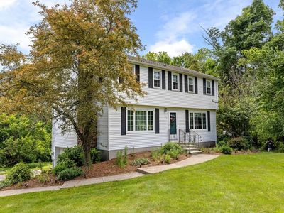 34 Uxbridge Rd, Sutton, MA, 01590