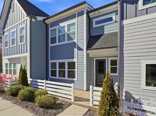 1276 Brawley School Rd #B, Mooresville, NC 28117