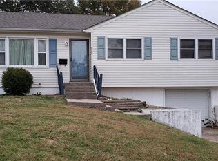 6009 E 149th Ter, Grandview, MO 64030