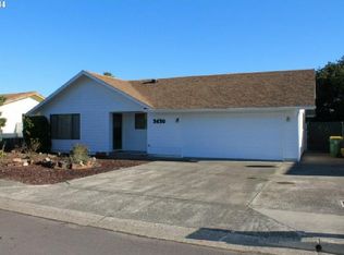 3430 E Myrtle Loop, Florence, OR 97439