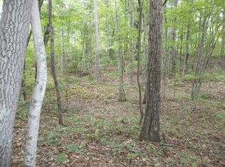 26 Crestwoods Rd, Crossville, TN 38572