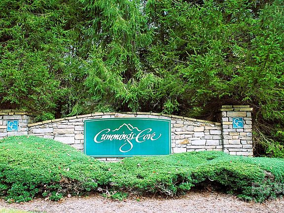 3rd image of 3121 Cove Loop Rd