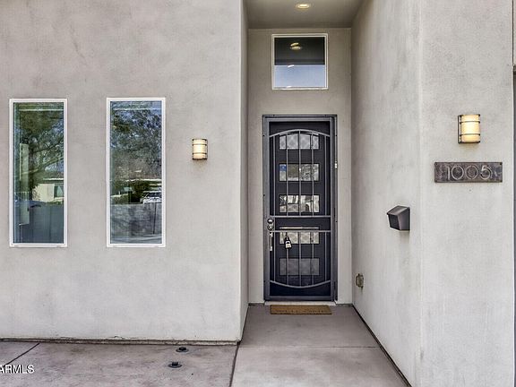 5th image of 1005 E WELDON Avenue