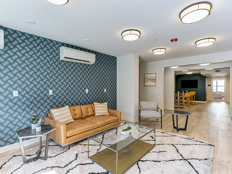 619 N Shore Dr #1 — Photo 31