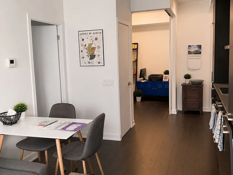 87 Peter St #2710 — Photo 8
