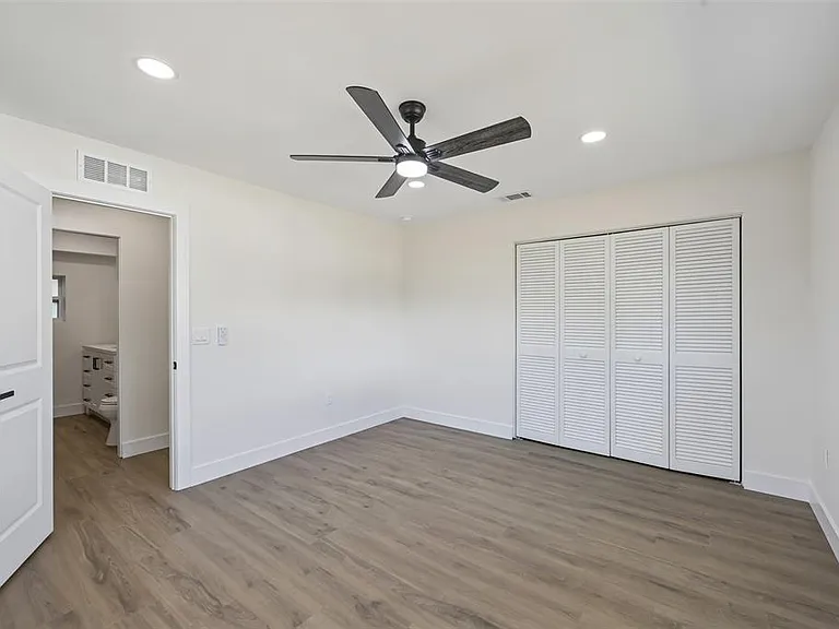 6735 Keystone Dr — Photo 24
