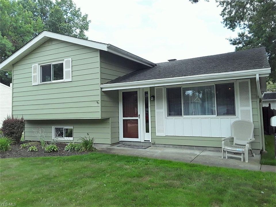 1st image of 25053 Antler Dr
