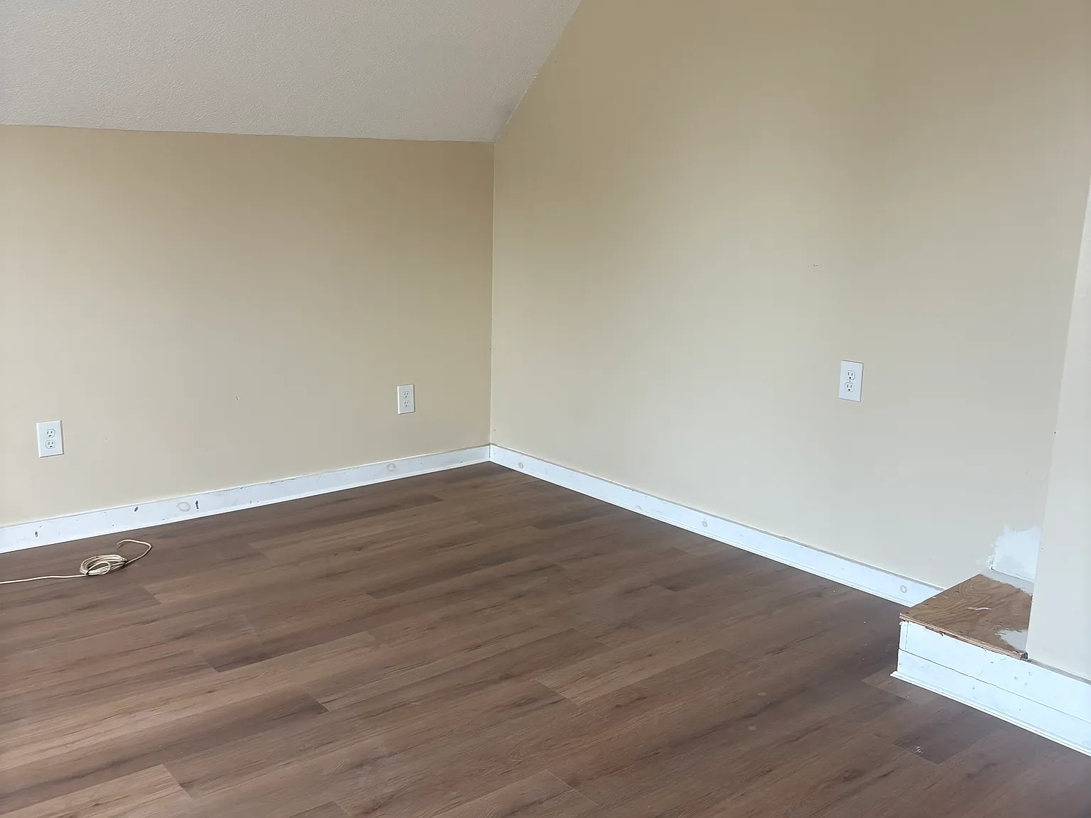 3 bed, 1500 sqft, $2,500 — Photo 4