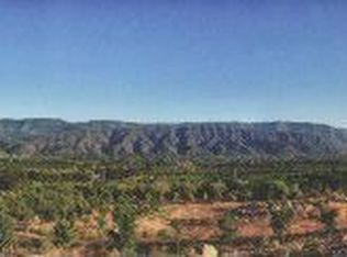 1498 Orange Rd, Ojai, CA 93023